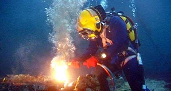 underwater welding school